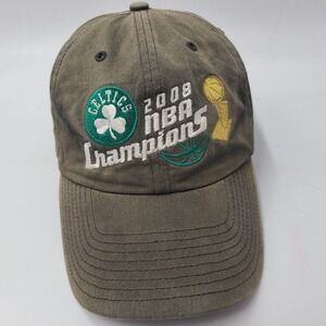 Boston Celtics Hat Strapback Twins Enterprise NBA Champions 2008 Distressed‎ Men